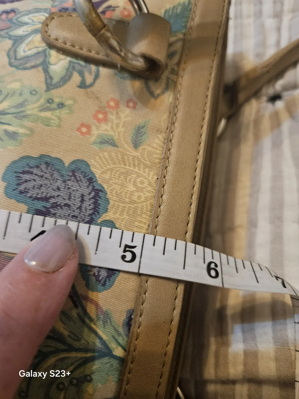 Etienne Aigner Tan Floral Shoulder Bag with Multicolor Print